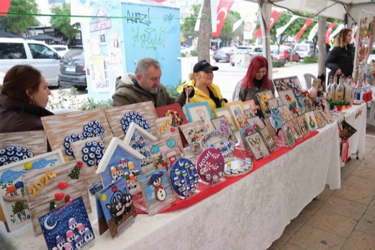 Adana'da Kadın Emeği Pazarı kuruldu -