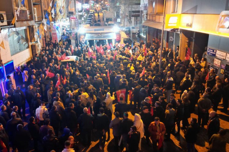 AK Parti'nin Bilecik adayı miting havasında karşılandı -