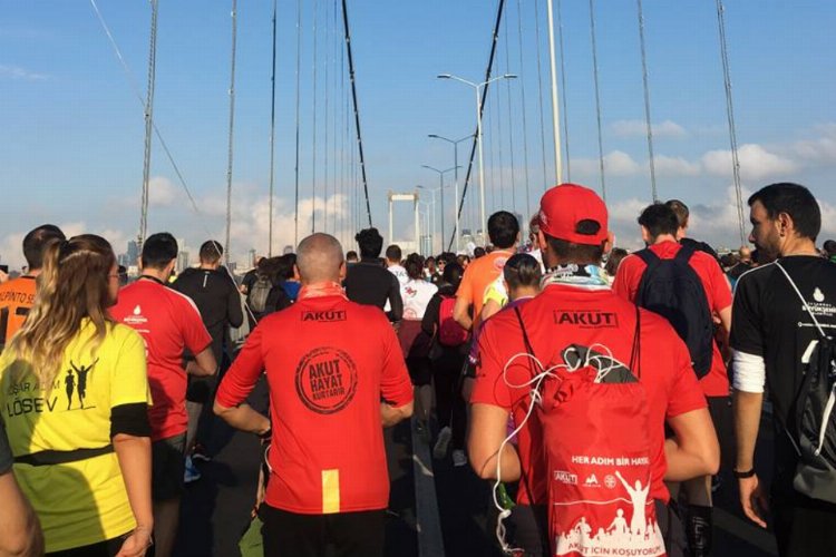 AKUT, İstanbul Maratonu'nda koşacak gönüllüler arıyor -