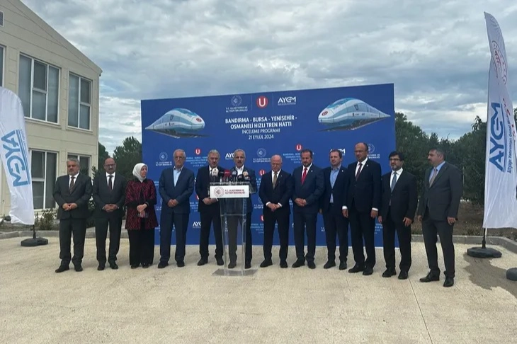 Bakan Uraloğlu, önemli ulaşım projeleri için Bursa’da! -