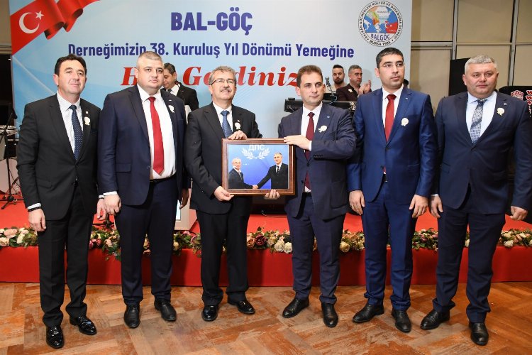 BAL-GÖÇ'te 38. yıl mutluluğu -