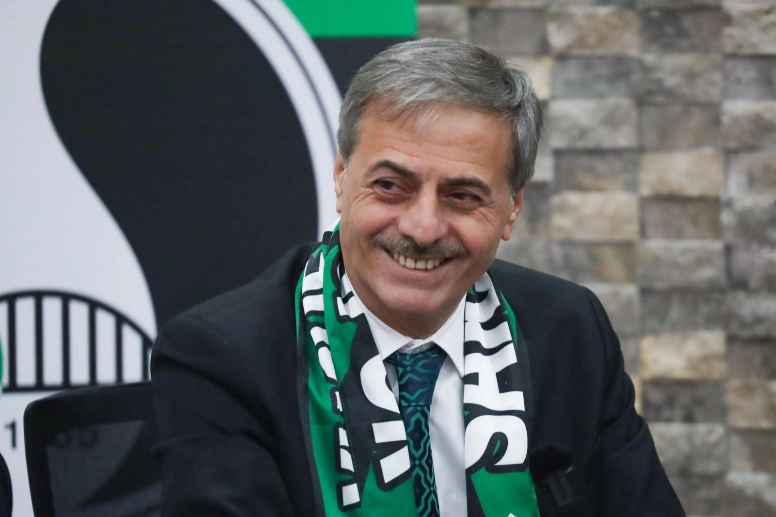 Başkan Alemdar Sakaryaspor için sessizliğini bozdu -