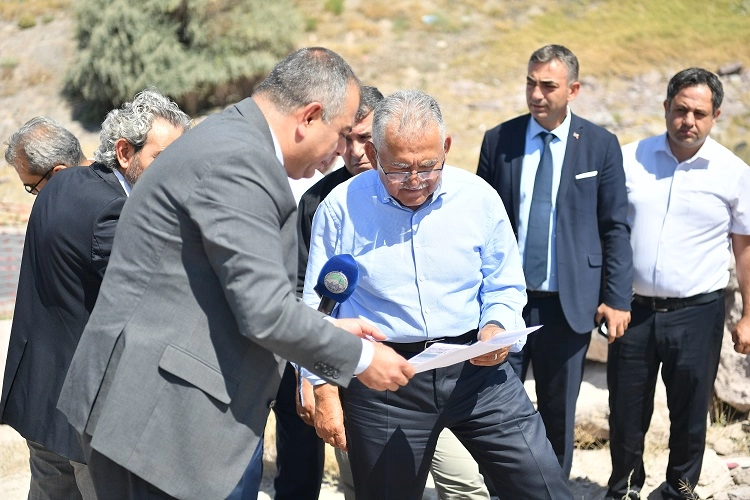 Başkan Büyükkılıç: “Mazeret yok, ihtiyaç nerede KASKİ orada” -