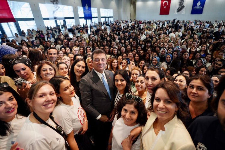 Başkan İmamoğlu, İstanbul'un kanatsız meleklerine seslendi -