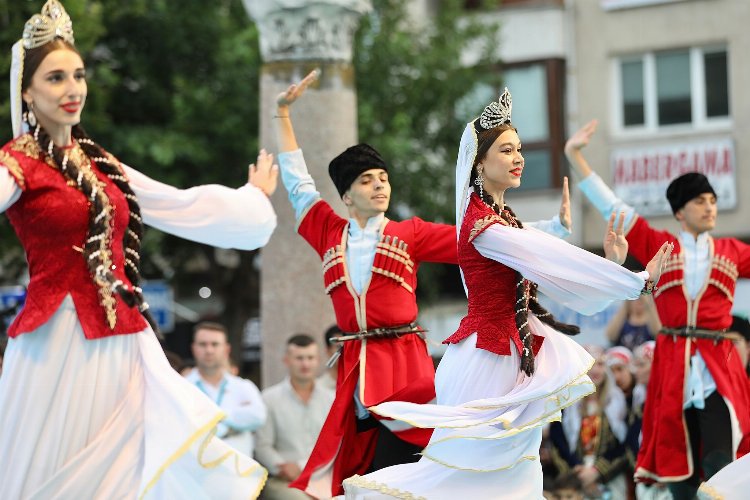 Bergama Kermes Festivali'ne muhteşem açılış -