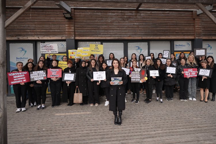 Beylikdüzü Belediyesi’nin eğitimcileri katledilen öğretmen İbrahim Oktugan’ı andı -