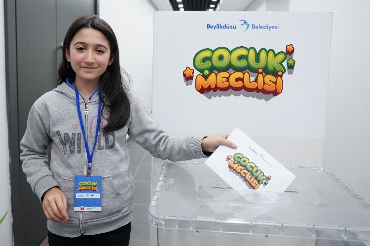 Beylikdüzü Çocuk Meclisi yeni başkanını seçti -