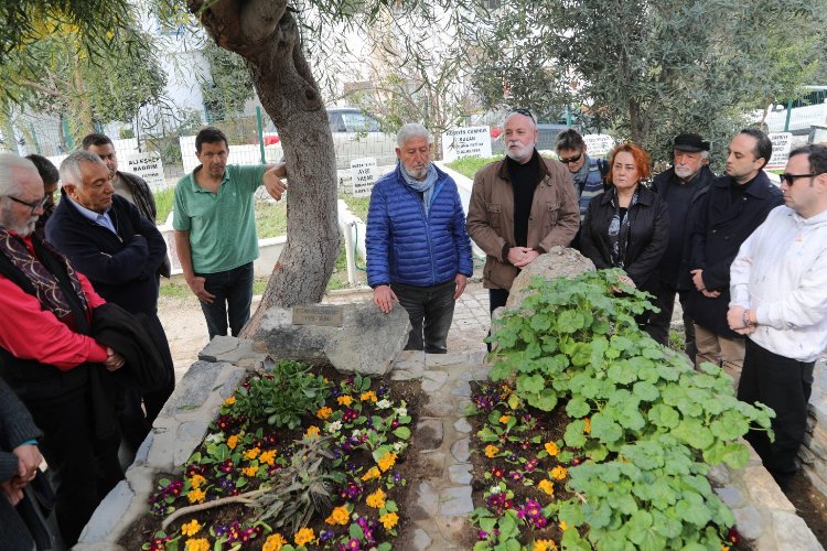 Bodrum'un 'Mavi Kadını' 20. ölüm yıldönümünde unutulmadı -