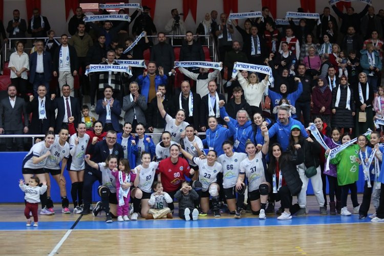 Bursa Büyükşehir Belediyespor Üsküdar Belediyespor'u mağlup etti -