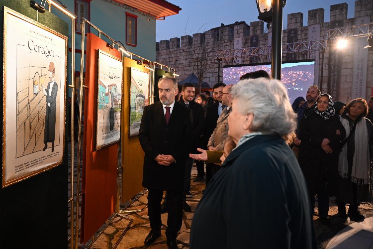 Bursa Büyükşehir'den Vuslat'a özel iki sergi -