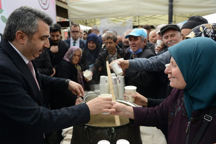 Bursa'da 'Erguvan Bayramı' coşkusu -