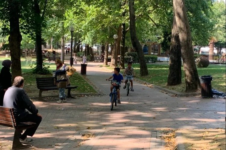 Bursa'da Pınarbaşı Parkı vatandaşların uğrak noktası oluyor -