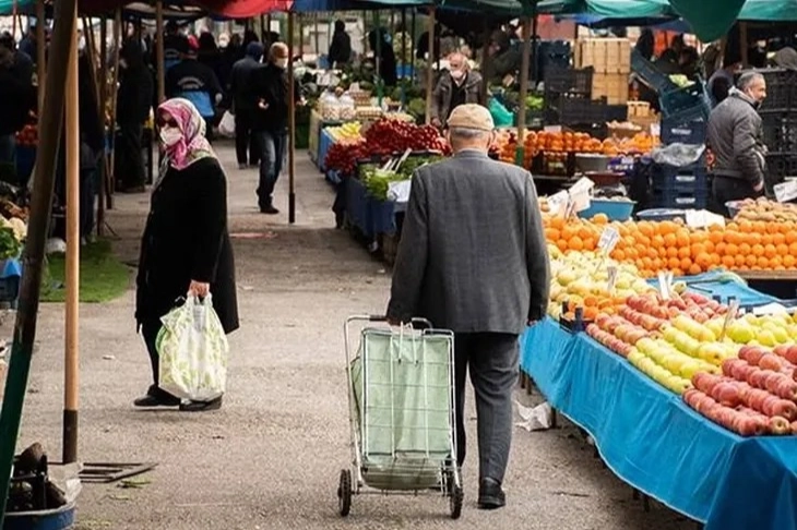 Bursa garaj mahallelerinde pazar alanı sorunu bitmek bilmiyor -