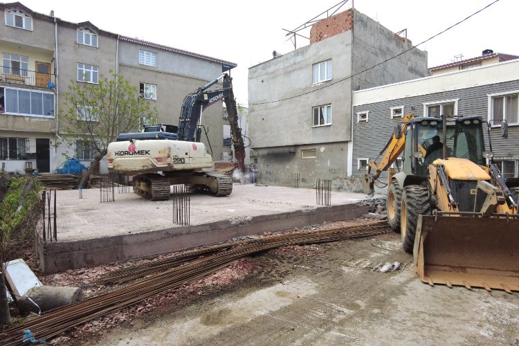 Bursa Gürsu'da 1 günde 6 yıkım -