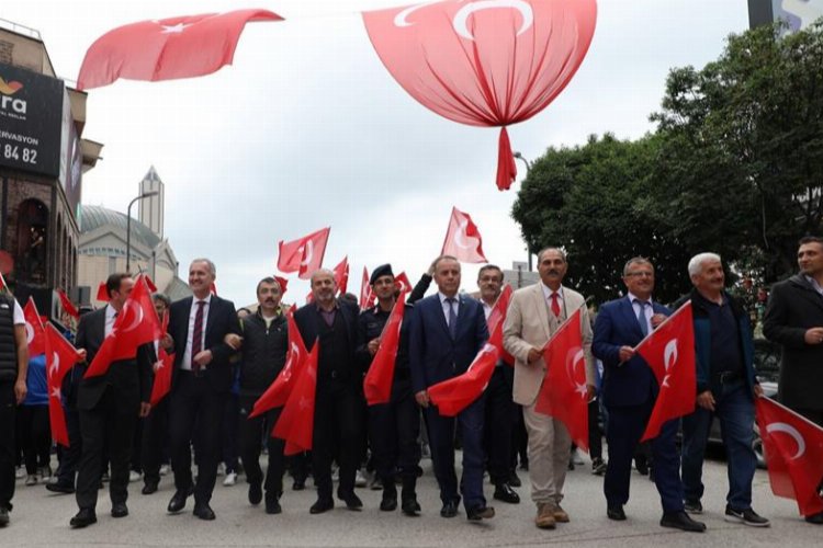 Bursa İnegöl'de 19 Mayıs coşkusu sokaklara taştı -