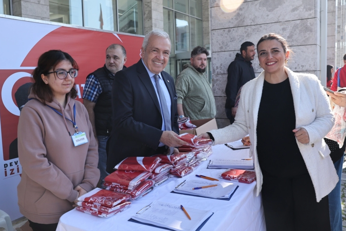 Bursa Nilüfer Atatürk posterleriyle donanıyor -