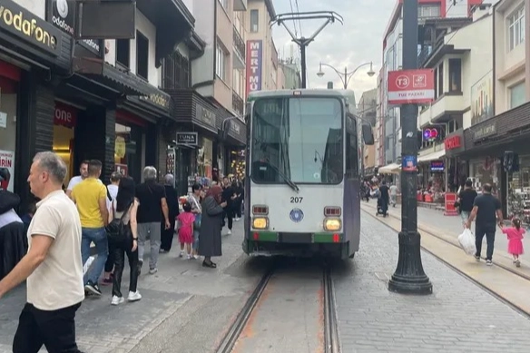 Bursa'nın incisi Cumhuriyet Caddesi -