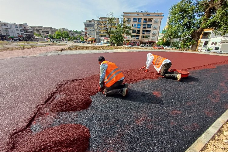 Bursa Osmangazi'de yeni parklar şekilleniyor -