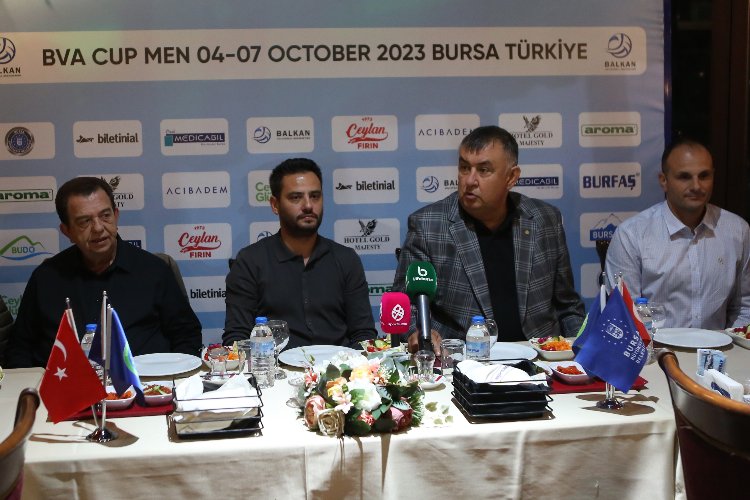 Bursa Voleybol Balkan Kupası'na hazır -