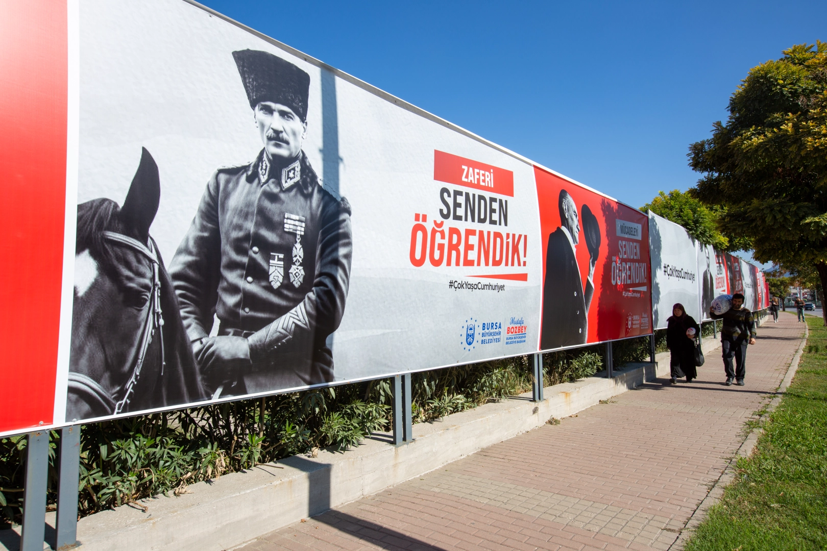 Bursa’yı, Cumhuriyet coşkusu sardı -