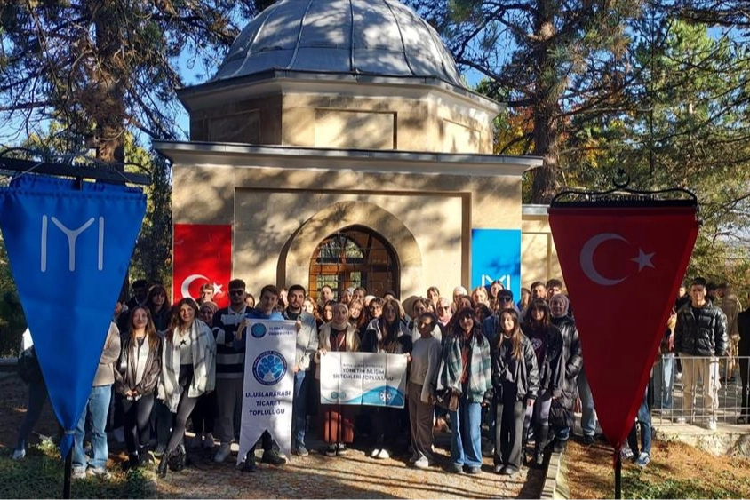 Bursa'ya yeni gelen üniversiteliler İnegöl’ü tanıyor -