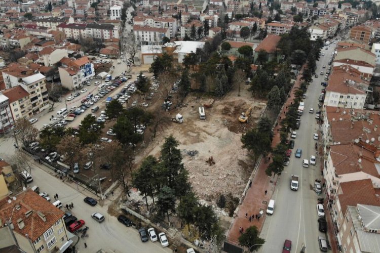 Bursa Yenişehir'in meydanı örnek olacak -