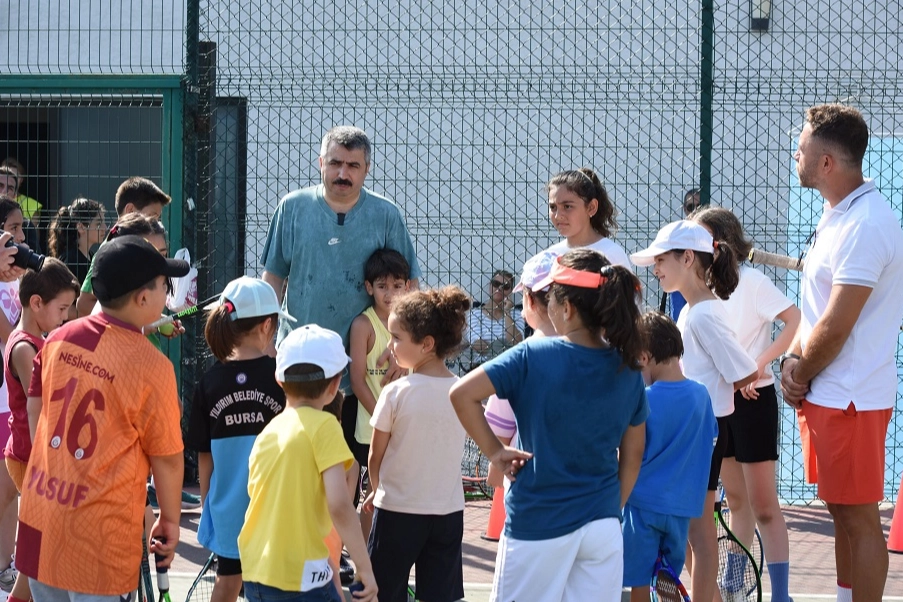 Bursa Yıldırım'a yeni tenis kortu müjdesi -