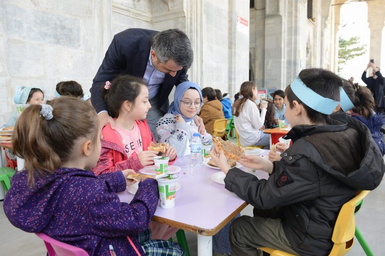 Bursa Yıldırım'da tekne orucu tutanlara erken iftar -