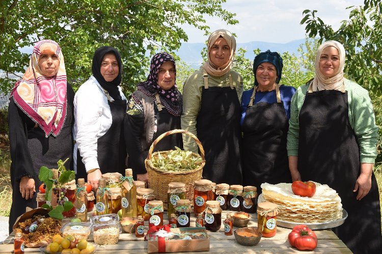 Bursa Yıldırım'da üreten kadınlara tam destek -