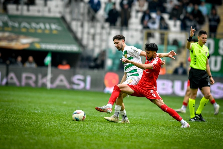 Bursaspor namağlup liderliğini sürdürüyor -