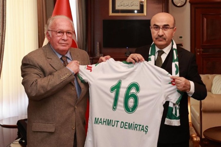 Bursaspor Yönetim Kurulu, Vali Demirtaş'ı ziyaret etti -