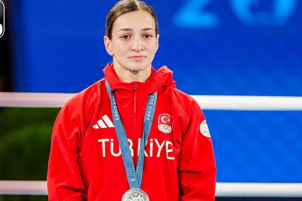 Buse Naz Çakıroğlu Olimpiyat ikincisi -