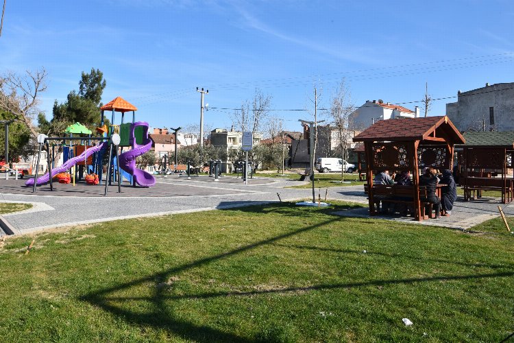 Büyükşehir’den Bandırma’ya 4 yeni park -