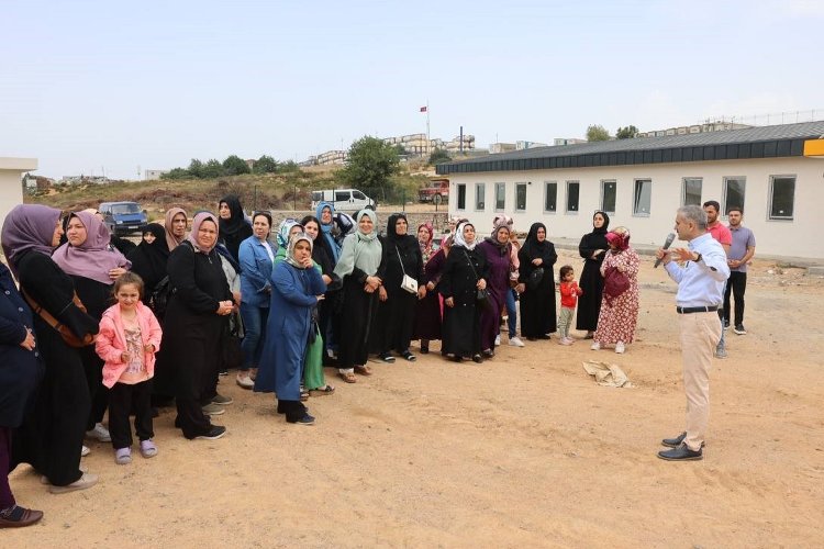 Çayırova'da Başkan Çiftçi'den eser turu devam ediyor -