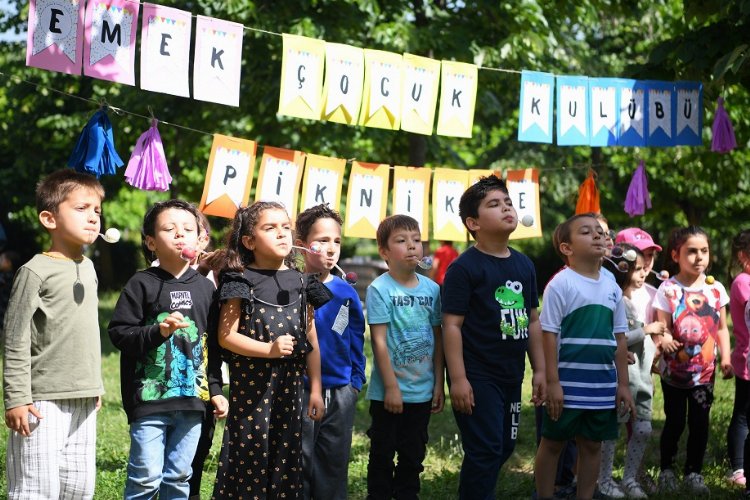 Çayırova'da Çocuk Kulübü öğrencileri piknikte eğlendi -