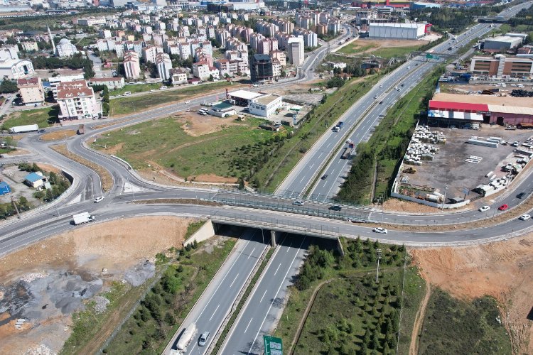 Çayırova Turgut Özal Köprüsü trafiği akıcı hale getirdi -