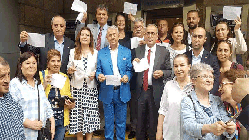 CHP’LİLER İNCE’YE BAĞIŞTA BULUNDU