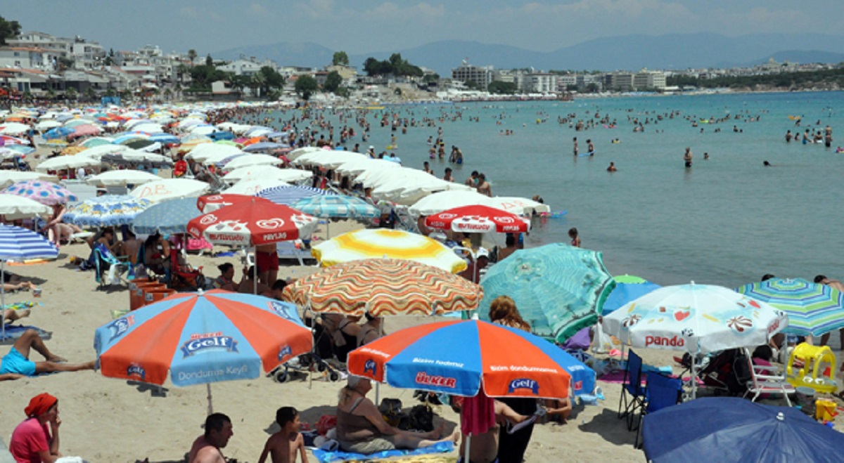 Didim sahillerinde hafta sonu yoğunluğu