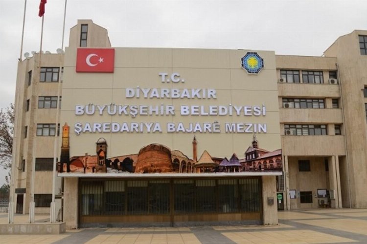 Diyarbakır’da ihtiyaç sahiplerine yardımlar sürüyor -