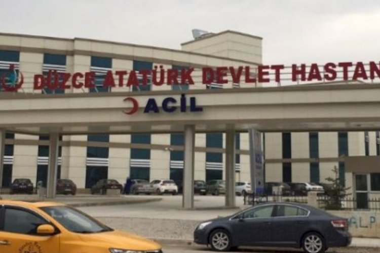 Düzce’de çatıdan düşen işçi ağır yaralandı -