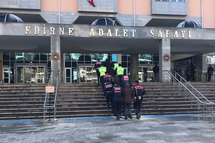 Edirne'de aranan 145 kişi yakalandı -