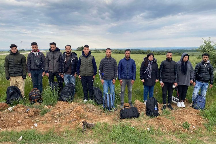 Edirne'de ayda 16 organizatör ve 870 göçmen yakalandı -