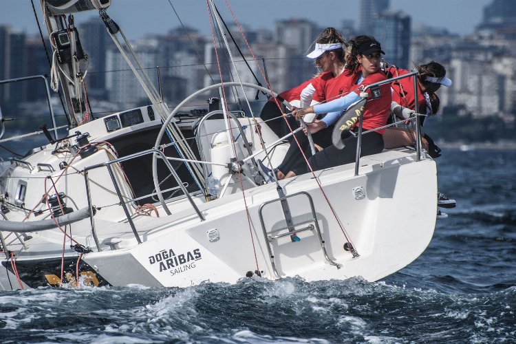 Eker Sailing Team, '8. Deniz Kızı'nın birincisi oldu -