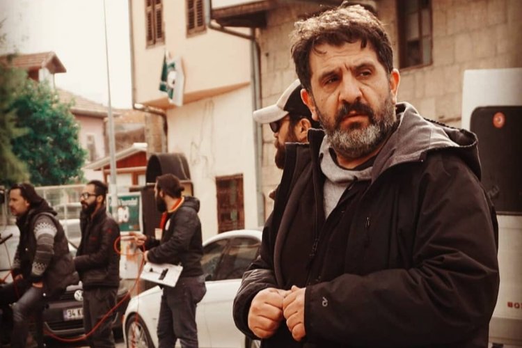 Enos, dizi film çalışmalarına başladı -