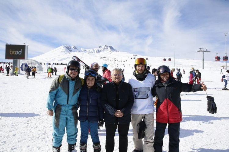 Erciyes Kayak Okulu’na yoğun ilgi -