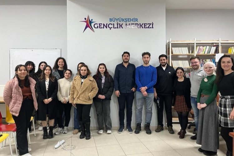 Eskişehir Büyükşehir'de gençler için gönüllülük projesi -