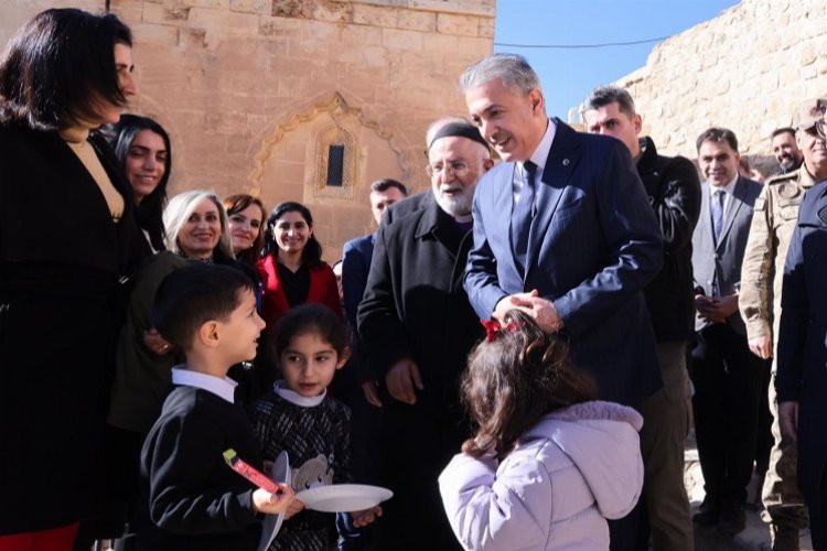 Farklı dinler ve diller Mardin'in zenginligidir -