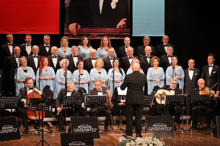 Gaziantep'te Türk Musikisi'nden 70. yıl konseri -