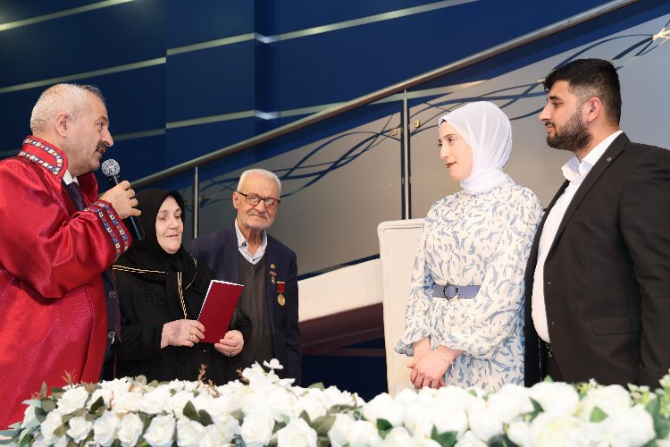 Gebze'de 'Dünya Aile Günü'nde sürpriz nikah -