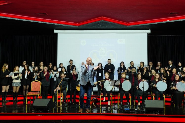 Gelişim Üniversitesi nde Gençleşen Türküler coşkusu -